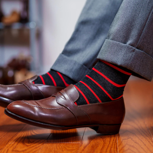 Red Lines Crew Socks